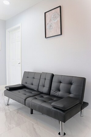 Smart TV - River Lane Studio (Brandon)