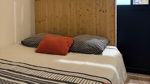 1 多间卧室、熨斗/熨衣板、旅行婴儿床、上网接入