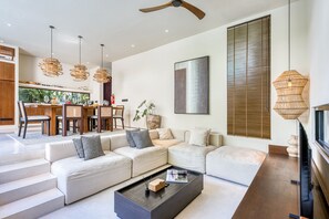 Flat-screen TV -  Bōld - Modern Tropical Pool Villas (Pecatu)