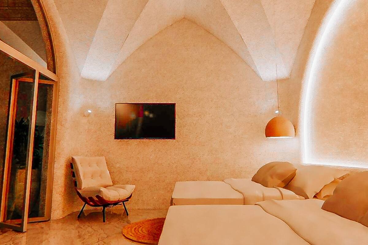 Deluxe kamer, uitzicht op zwembad | Gratis wifi
