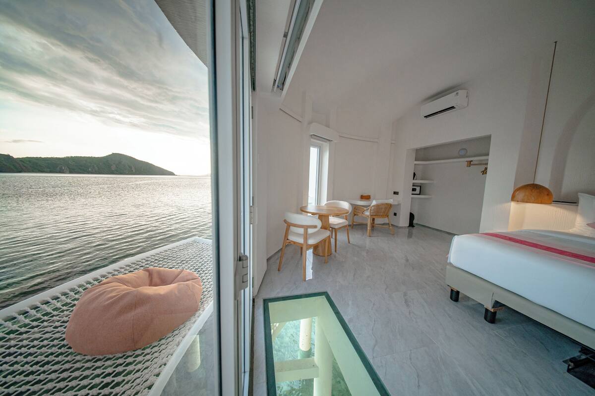 Luxury Ocean Villa