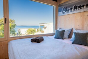 1 室のベッドルーム、WiFi (無料)、ベッドシーツ