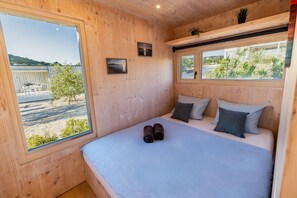 1 quarto, Wi-Fi de cortesia, roupa de cama