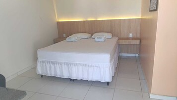 Habitación Confort doble | Escritorio, espacio para trabajar con un portátil, wifi gratis