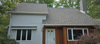 Charming 3-bedroom house in peaceful Milford near lake beach