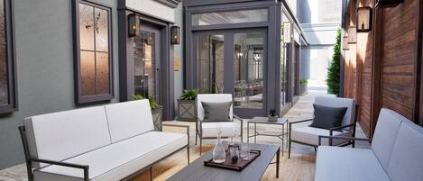 Terrace/patio
