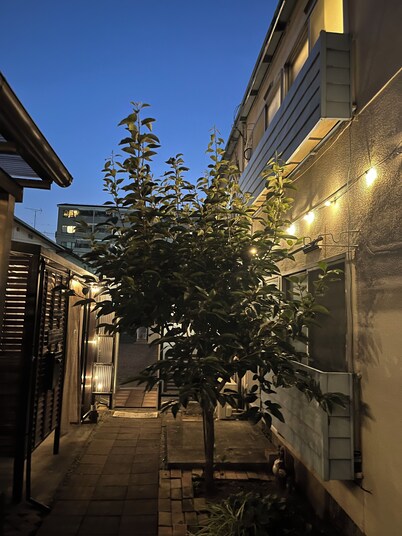 THE SECRET BASE: Near Tokyo, 13min Walk to Station, Shops at Doorstep