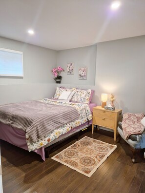 1 quarto, Wi-Fi de cortesia, roupa de cama