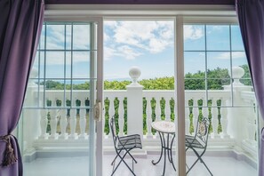 Deluxe Twin Room, Private Bathroom, Sea View | Terrace/patio