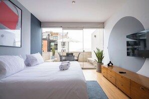 1 chambre, fer et planche à repasser, lit parapluie, Wi-Fi
