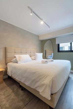 1 chambre, fer et planche à repasser, lit parapluie, Wi-Fi gratuit