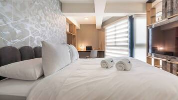 Bureau, fer et planche Ă  repasser, lit parapluie, Wi-Fi gratuit