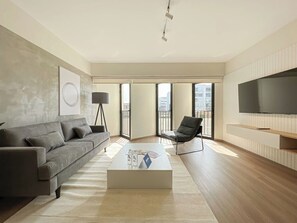 Smart TV - geko | Syberia _2BR in Miraflores near the Malecon (Miraflores)