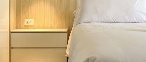 1 bedroom, iron/ironing board, travel crib, WiFi