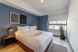 2 chambres, fer et planche à repasser, lit parapluie, Wi-Fi