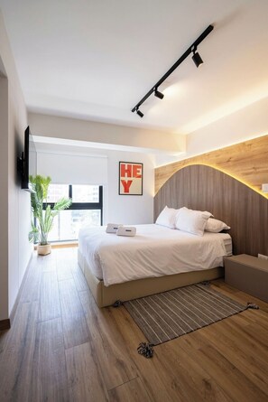 Iron/ironing board, travel cot, free WiFi, bed sheets - geko | Dumbo _2BR near Kennedy w/balcony (Miraflores)