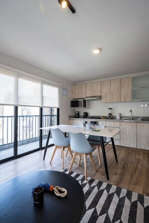Fridge, microwave, oven, stovetop