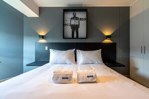 1 chambre, fer et planche à repasser, lit parapluie, Wi-Fi gratuit