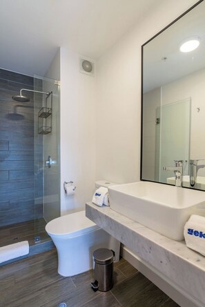 Hair dryer, towels