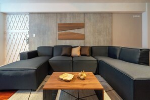 Interior - Geko | Pulse _3BR in Miraflores near Kennedy park (Miraflores)