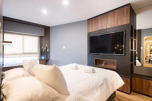 2 bedrooms, iron/ironing board, WiFi, bed sheets - Geko | Premium 2BR Duplex w/ Terrace in San Isidro (San Isidro)