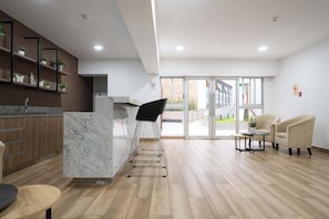 Lobby - Geko | Premium 2BR Duplex w/ Terrace in San Isidro (San Isidro)