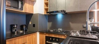Geko | Premium 2BR Duplex w/ Terrace in San Isidro