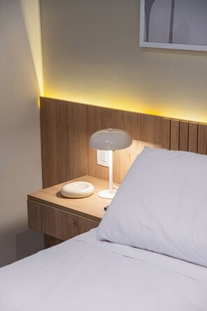 2 bedrooms, iron/ironing board, travel cot, free WiFi