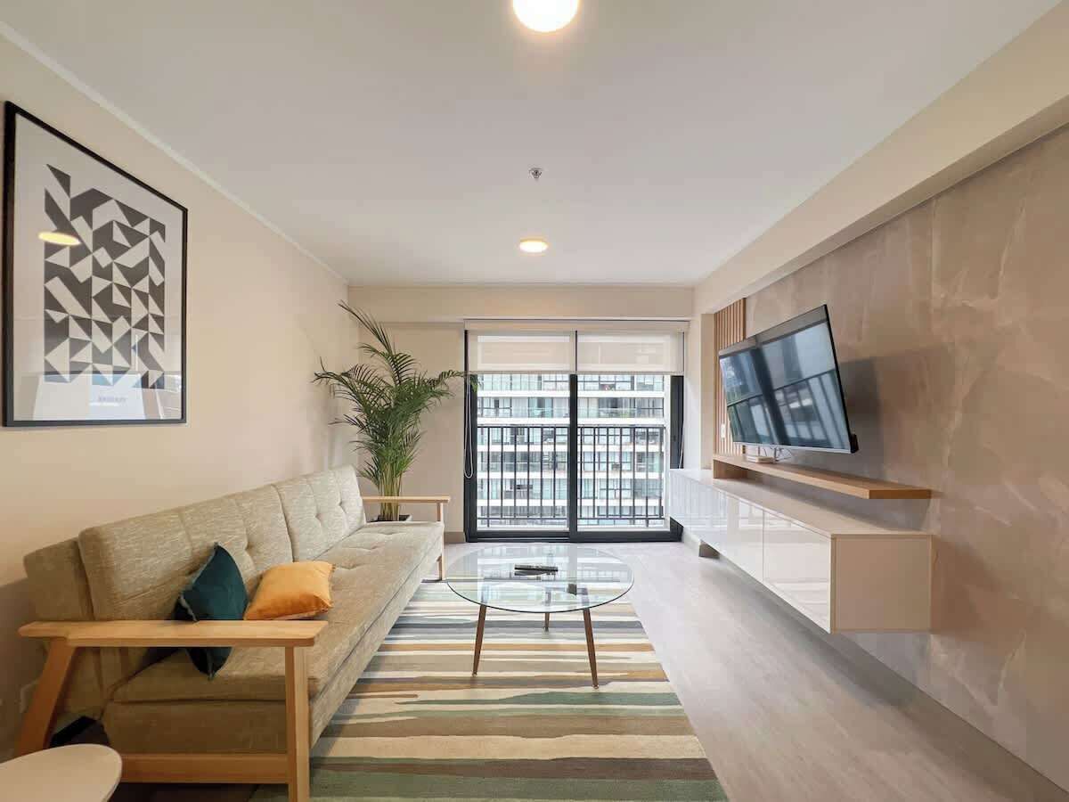Smart TV, offices