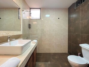 Bathroom - geko _Sky Flatt 2BR_ (Miraflores)