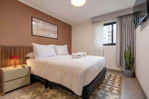 1 chambre, fer et planche à repasser, lit parapluie, Wi-Fi