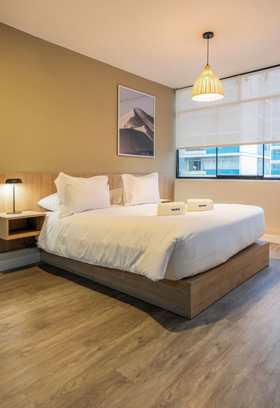 Wifi gratis y ropa de cama 