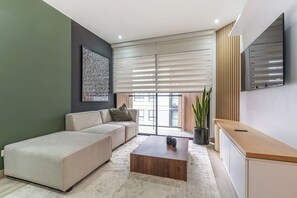 Smart TV - geko | Gardenia_3BR in front of Parque Kennedy (Miraflores)