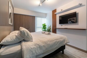 Travel cot, free WiFi, bed sheets - geko | Gardenia_3BR in front of Parque Kennedy (Miraflores)