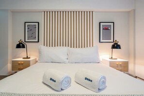 2 bedrooms, iron/ironing board, travel cot, WiFi