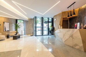 Lobby - geko| Koons_1BR Apt in Miraflores w/balcony (Lima)