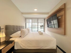 1 bedroom, iron/ironing board, travel cot, free WiFi