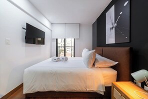 2 bedrooms, iron/ironing board, travel cot, free WiFi