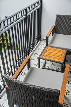 Property grounds - geko | Racoon 2BR Flat in Barranco w/balcony (Lima)