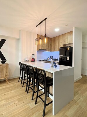 Fridge, microwave, oven, stovetop - geko | Oslo_1BR Duplex near the malecon (Miraflores)