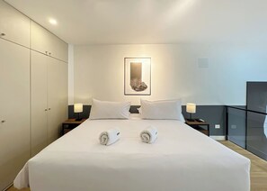 1 bedroom, iron/ironing board, travel cot, free WiFi