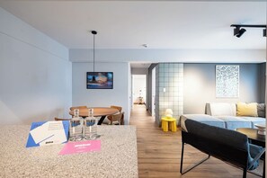 Interior - geko | DooDle _2BR near Parque Kennedy (Miraflores)