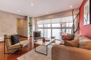 Smart TV - geko| Mezcal_1BR w/free parking in top Miraflores (Miraflores)