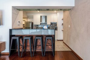 Fridge, microwave, oven, stovetop - geko| Mezcal_1BR w/free parking in top Miraflores (Miraflores)