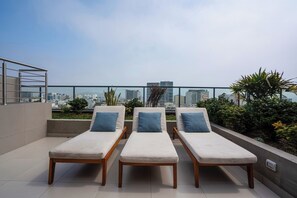 Property grounds - geko| Parallel_ 2BR located in heart of Miraflores (Miraflores)