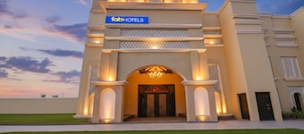 Fabhotel Prime Royal Maple