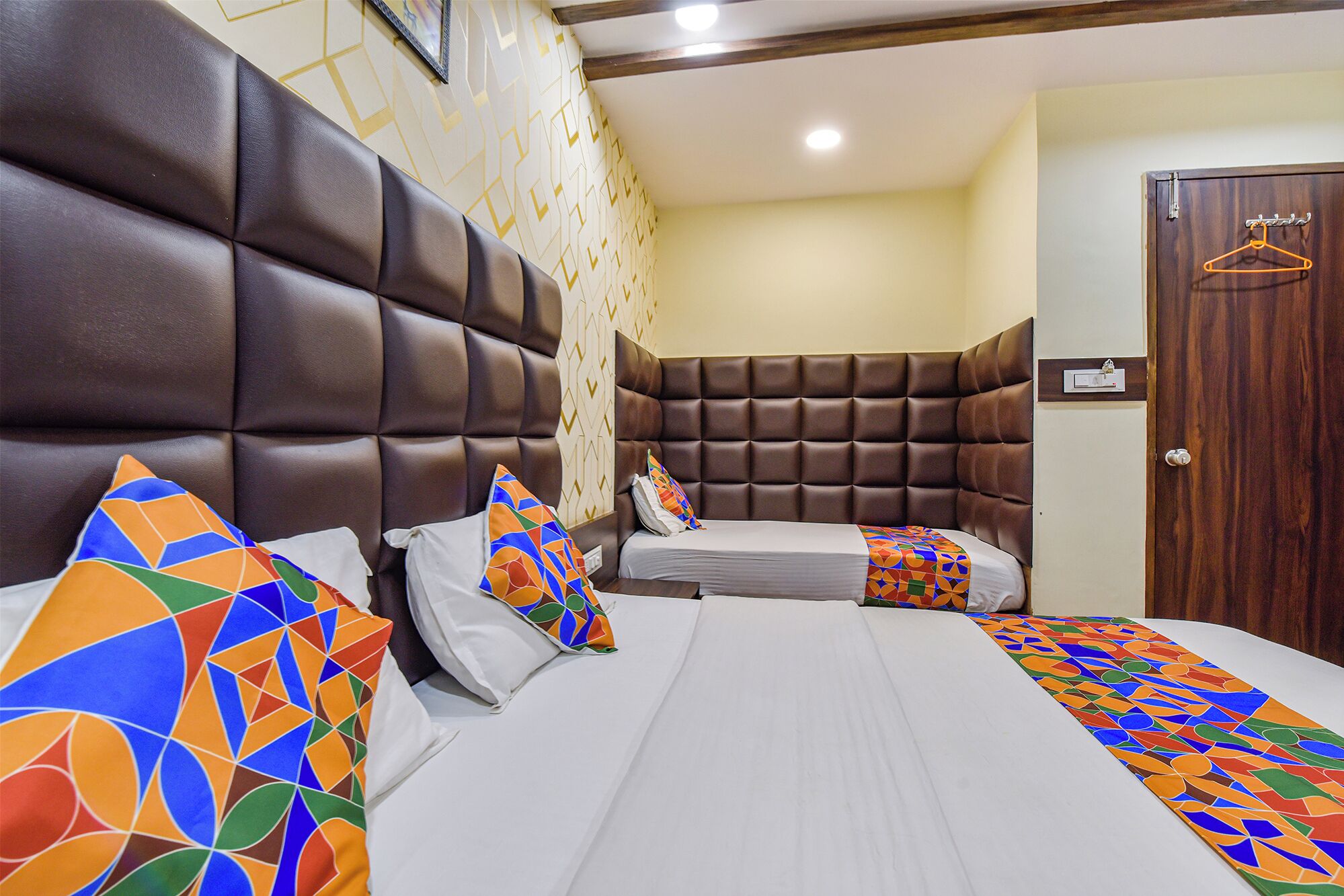 Egyptian cotton sheets, premium bedding, in-room safe, free WiFi