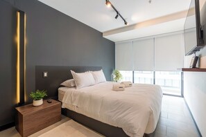 2 chambres, fer et planche à repasser, lit parapluie, Wi-Fi gratuit