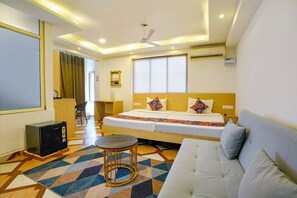 Luksussuite | Sengetøy i egyptisk bomull, sengetøy av topp kvalitet og safe på rommet