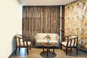 Egyptian cotton sheets, premium bedding, in-room safe, free WiFi